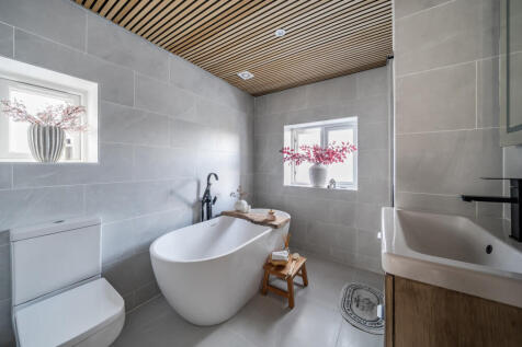 1381093-12-6915b2...