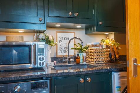 Mayfield Barn-32.jpg