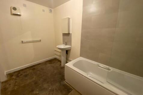 BATHROOM 1.jpg