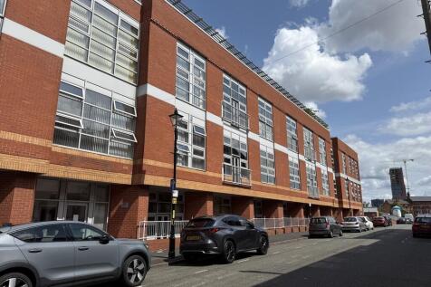 PLATINUM APARTMENTS | One Bedroom | Furnished | Secure & Allocated Parking | Available 22nd August.