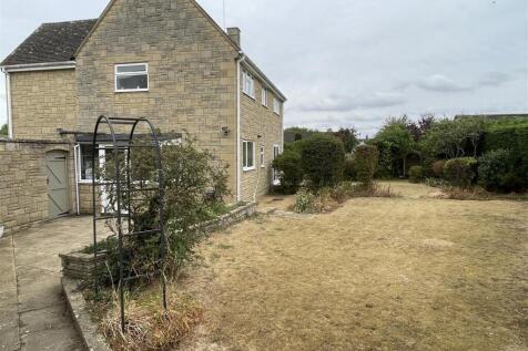 Rear Garden 2.JPG