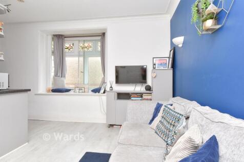 Kitchen/ Living Area