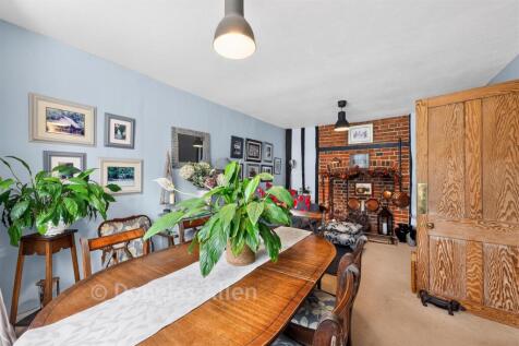 Dining/Family Room