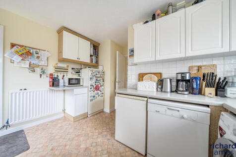 e2c0ccca5add4a44a6ae18e1c311df76