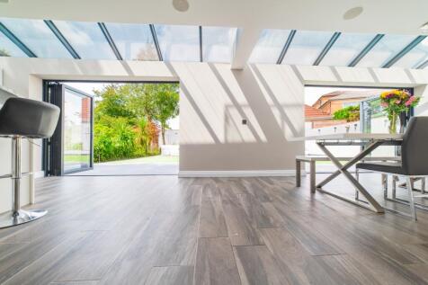 Award-winning Media team on EVERY Listing_4