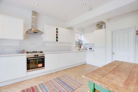 Fitted Kitchen Dining Room