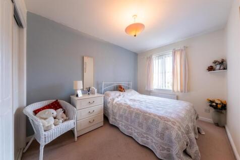 14 Trafalgar Close-022.JPG