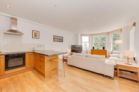 KITCHEN/DINER AND LIVING ROOM