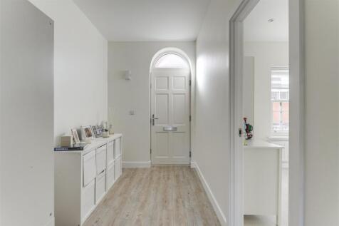 Railway Street-14.jpg