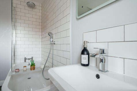 Bedroom Two En-Suite