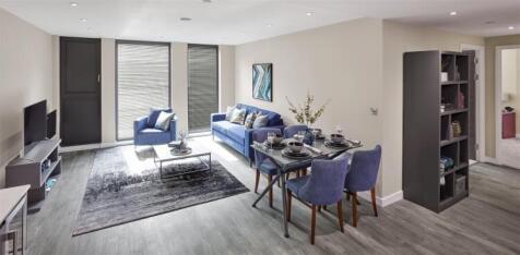 SLEEK CITY LIVING! Burlington House is a luxury waterfront residence located on Tariff Street, in the heart of Piccadilly Village and adjacent to Manchester’s famous Northern Quarter. The development