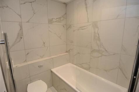 Bathroom.JPG