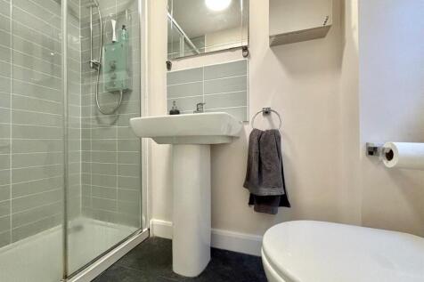 WhatsApp Image 2025-11-27 at 11.05.32_ffba4699.jpg