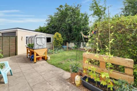 South facing rear garden