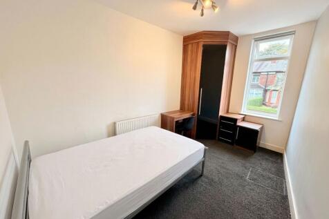 1 Bedroom House in M7 2HR