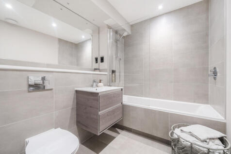 1374897-19-690b5b...