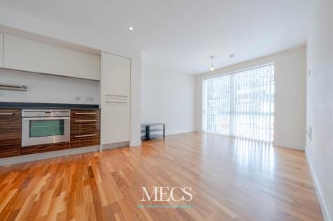 Spacious Apartment in Prime Hemisphere, Birmingham Location