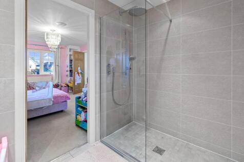 Bedroom 3 En-Suite