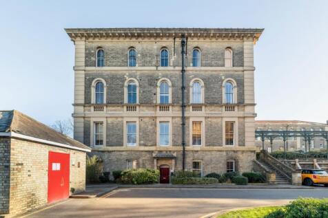 F1_414_Galton_Hou...
