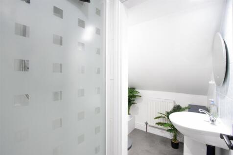 En Suite Shower Room