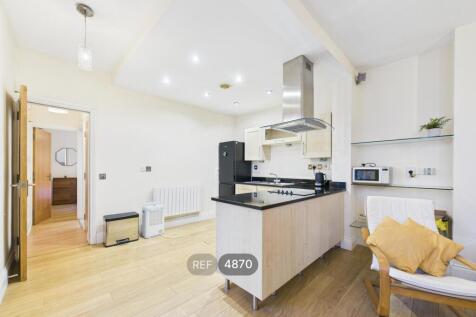 Kitchen / Living area