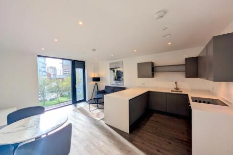 1 Bedroom Flat in M3 7GU