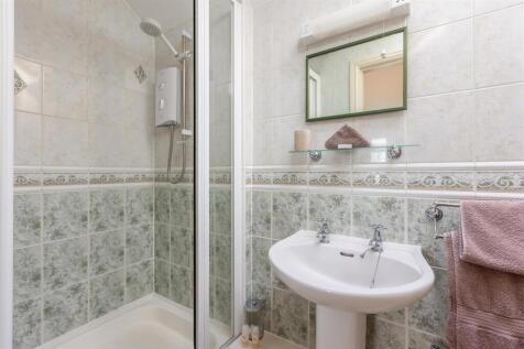 Rockery Cottage Bedroom 4-2.jpg