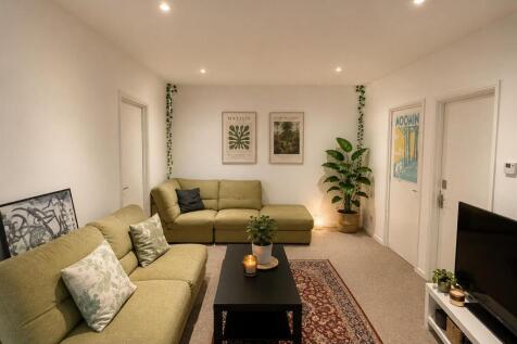 Living room.jpeg
