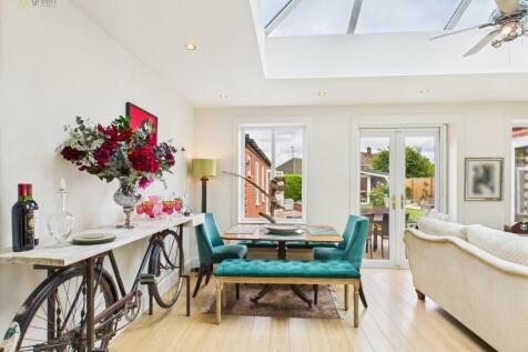 CAM03830G0-PR0161...