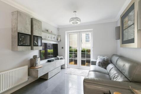 ACORN CLOSE (13).jpg