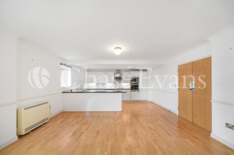 Langbourne Place, Is