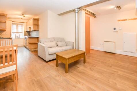 DEPOSIT FREE OPTION AVAILABLE | AVAILABLE NOW | FULLY FURNISHED | SECURE UNDERGROUND PARKING | BILLS PACKAGE AVAILABLE FOR STUDENTS AT ADDITIONAL COST The Royal is situated on Chapel Street regenerati