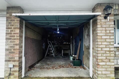 11c5e172-garage 2...