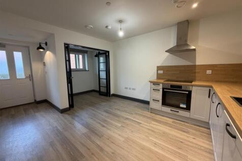 Open plan area.jpeg