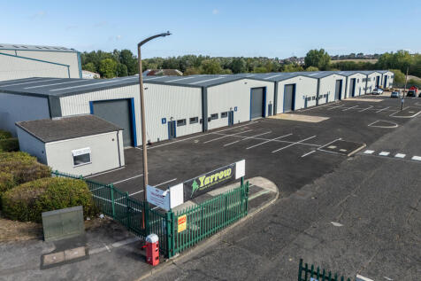 Light Industrial to rent in wombwell