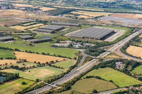 Distribution Warehouse to rent in thorne