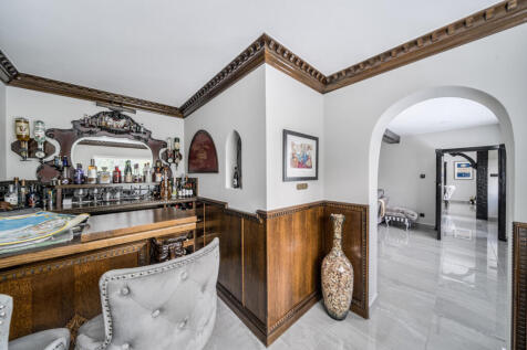 1350960-26-68dd56...