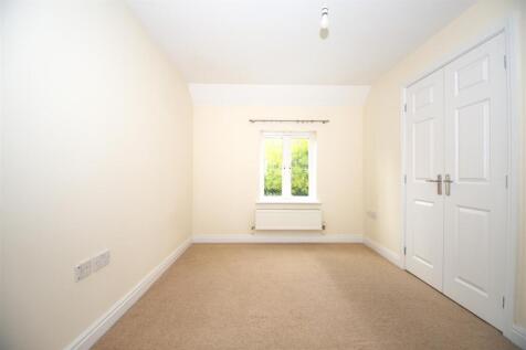 Master Bedroom (1).jpg