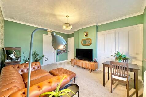 Glenriddet Avenue, Kilbirnie lounge