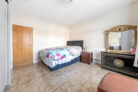 1386427-23-693055...