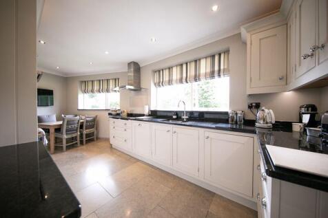 Kitchen and breakfast room