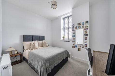 1358514-10-68d6b7...