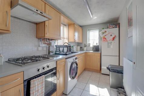 49 BROWNING DRIVE-5.jpg