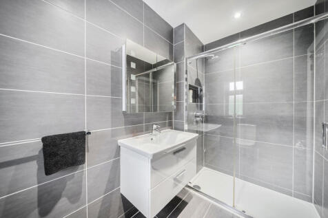 1358402-22-68e013...