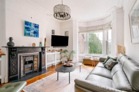 Living Room.jpg