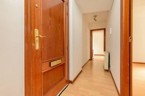 1 bed, 1 bath Flat in Edinburgh - Photo 14