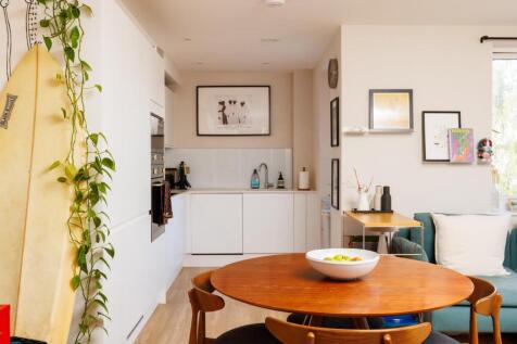 Flat 5 44 Sevier Street-11.jpg