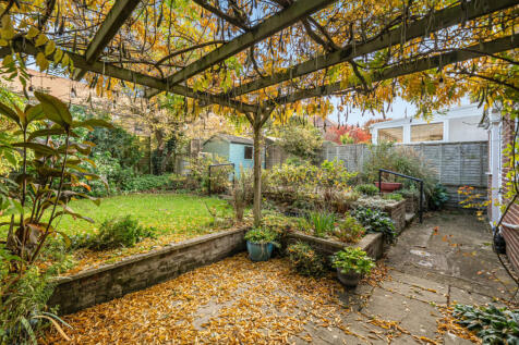 1380129-3-690cc75...