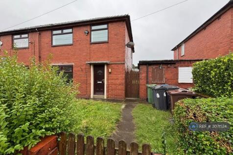 3 Bedroom Semi-Detached in OL1 4LW