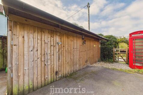 CAM02878G0-PR0093-STILL005.jpg